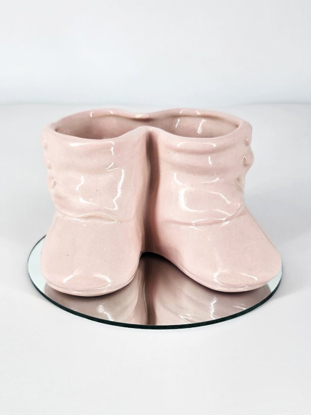 Haeger 1950s Pair Blush Pink Ceramic Button Up Baby Shoes Planter USA Very Sweet